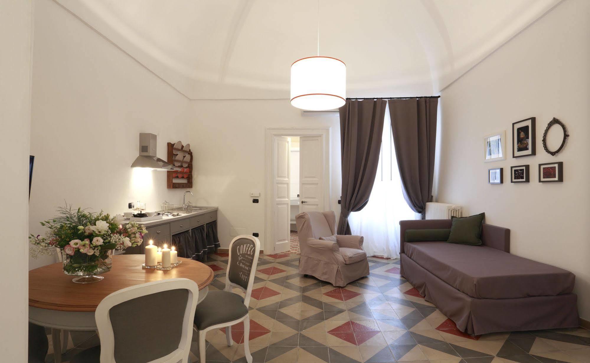 Santa Marta Suites & Apartments Lecce Kültér fotó