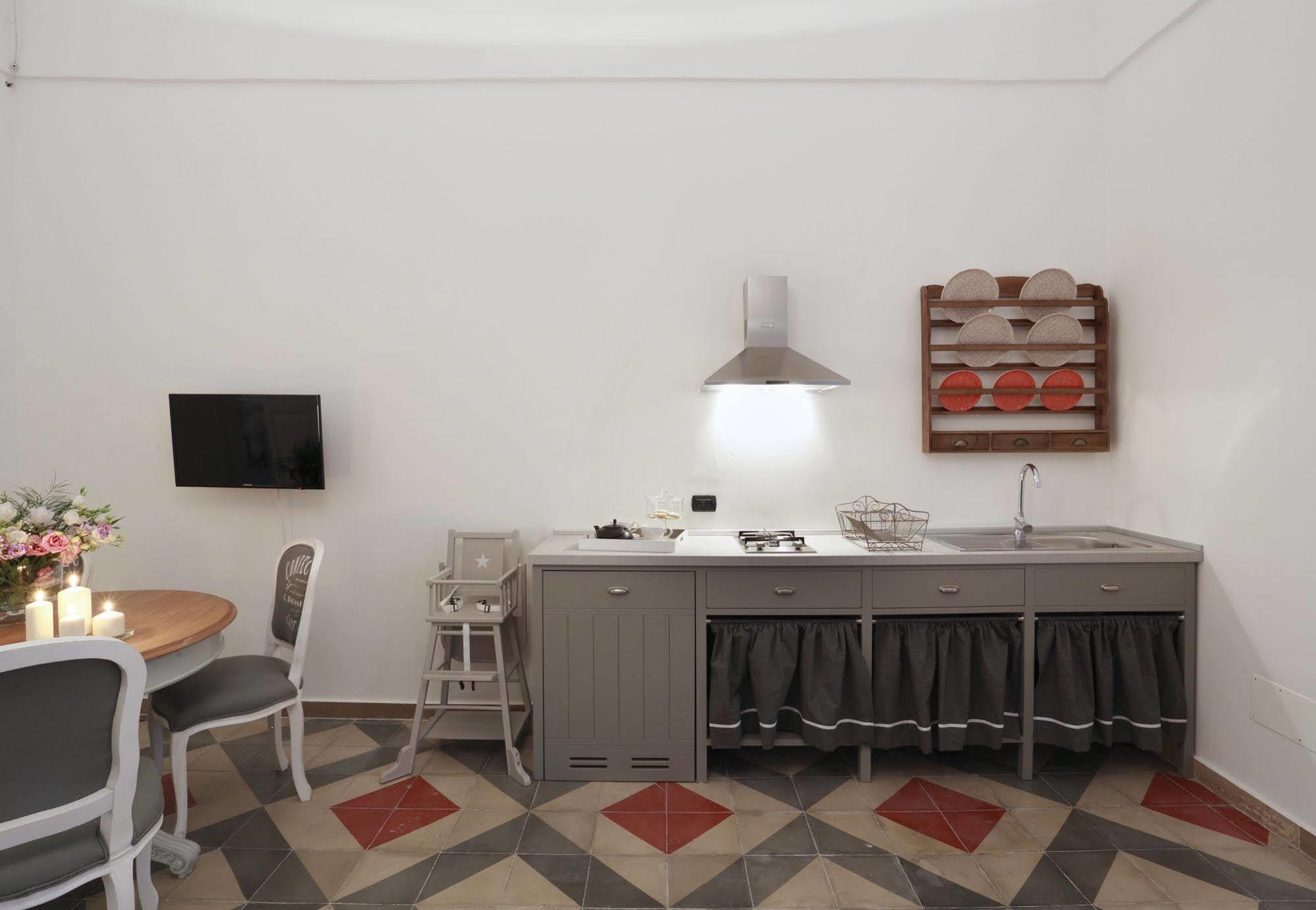 Santa Marta Suites & Apartments Lecce Kültér fotó