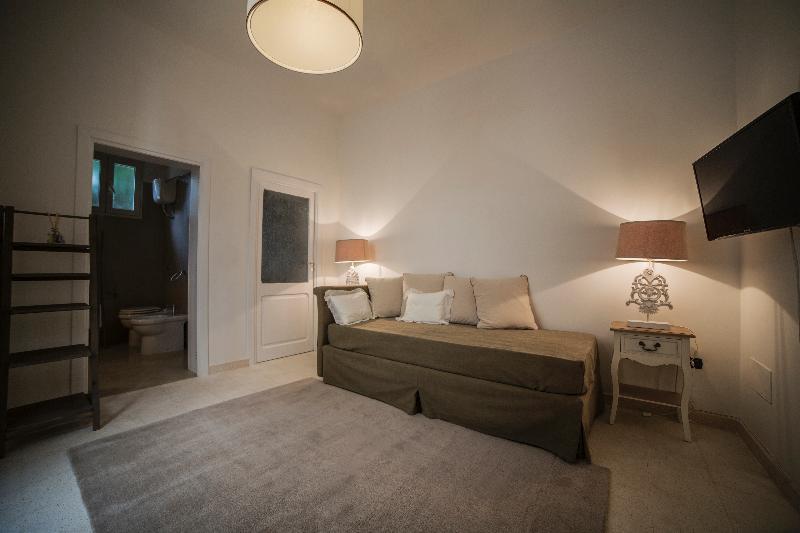 Santa Marta Suites & Apartments Lecce Kültér fotó