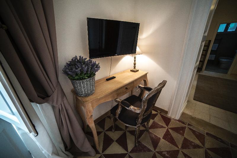 Santa Marta Suites & Apartments Lecce Kültér fotó