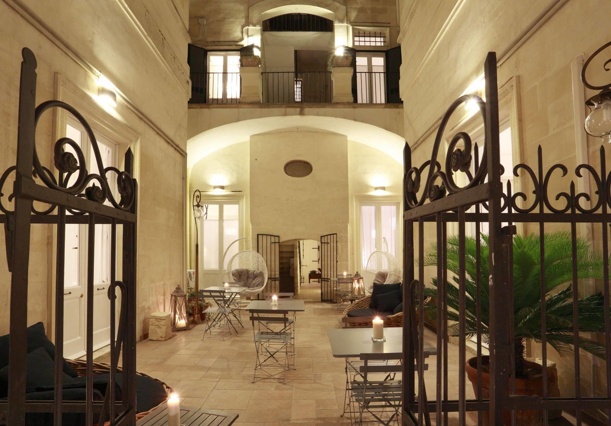 Santa Marta Suites & Apartments Lecce Kültér fotó